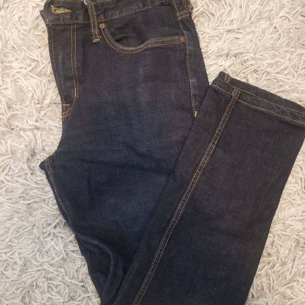 Men's Dark Blue Jeans